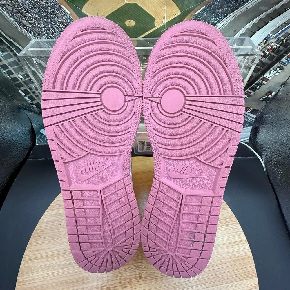 Air Jordan 1 Mid GS Valentines Day Edition (2023) Sz 7Y